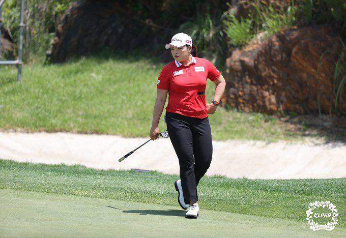 통산 상금 50억원을 돌파한 장하나. [사진= KLPGA]