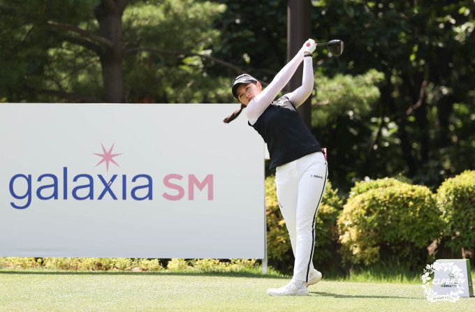 '시즌 첫 메이저퀸' 박현경도 공동4위에 포진, '재미난 승부'를 기대했다. [사진= KLPGA]