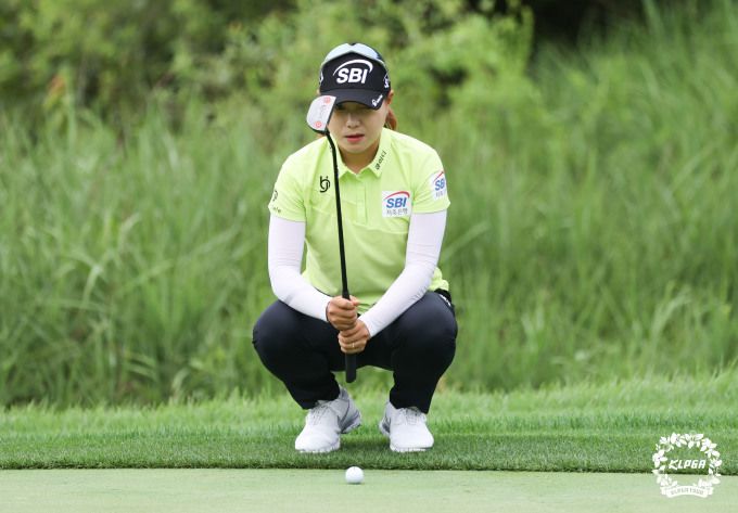 시즌2승이자 통산3승을 차지한 이소미. [사진= KLPGA]