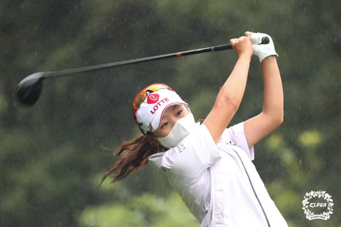 리더보드 상단에 이름을 올린 조혜림. [사진= KLPGA]