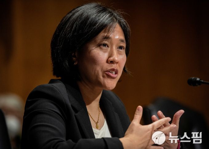 [워싱턴 로이터=뉴스핌]김근철 기자=캐서린 타이 미국 무역대표부(USTR) 대표 지명자가 25일(현지시간) 상원 인준 청문회에 출석해 발언하고 있다. 2021.02.26 kckim100@newspim.com