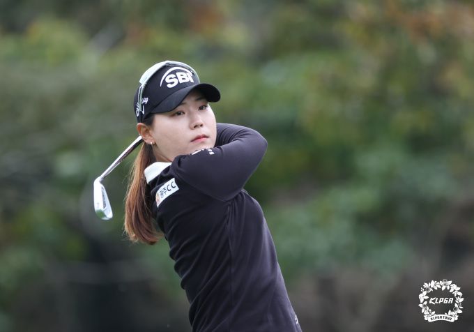 첫날 선두에 오른 이소미는 시즌3승을 겨냥한다. [사진= KLPGA]