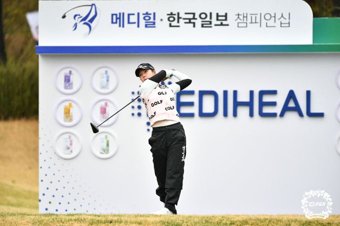 첫날 선두를 차지한 박지영. [사진= KLPGA]