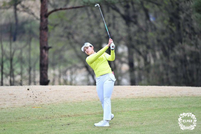 순위를 대폭 끌어올린 박현경. [사진= KLPGA]