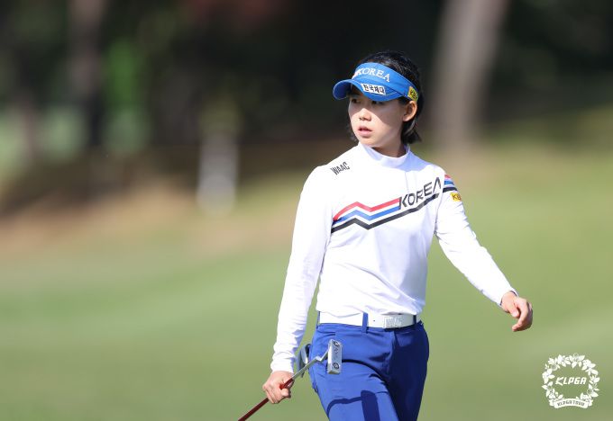 약 5년만의 아마추어 우승을 노리는 황유민. [사진= KLPGA]