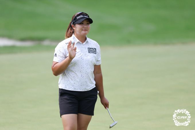 유해란은 7언더파로 데일리베스트를 기록, 우승 경쟁에 나섰다. [사진= KLPGA]