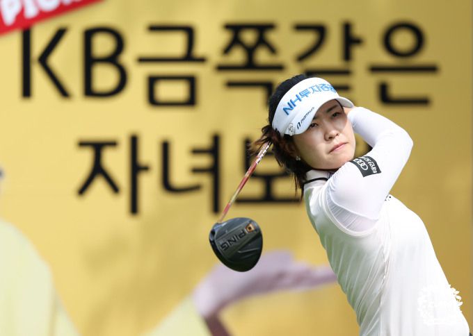 첫날 단독 선두를 차지한 박민지. [사진= KLPGA]
