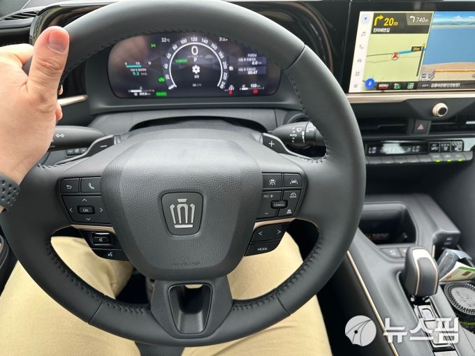 토요타 크라운의 실내 모습 [사진= 정승원 기자]