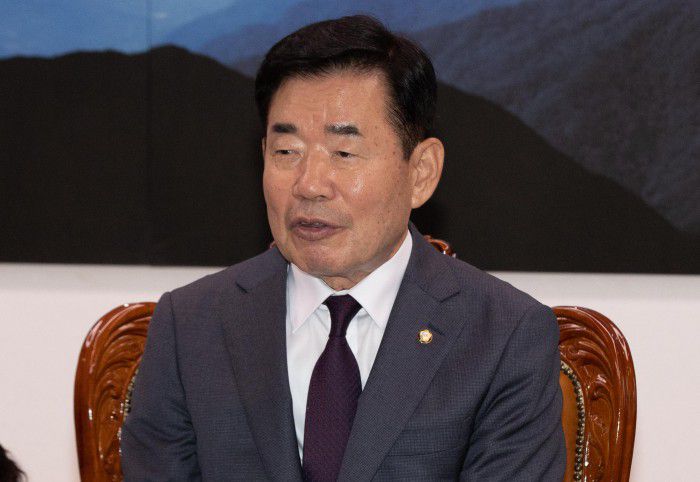 [서울=뉴스핌] 윤창빈 기자 = 김진표 국회의장이 13일 오후 서울 여의도 국회에서 국회의장 주재로 열린 양당 원내대표 회동에서 발언하고 있다. 2023.07.13 pangbin@newspim.com