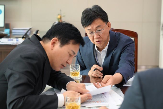 이민근 안산시장이 22일 원희룡 국토부장관과 면담. [사진=안산시]