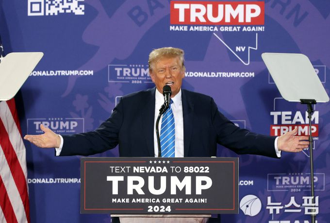 지난 27일(현지시간) 미국 네바다주 라스베이거스에서 선거 유세하는 도널드 트럼프 전 대통령의 모습. [사진=로이터 뉴스핌]
