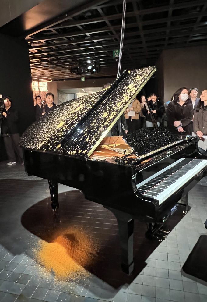 [서울 뉴스핌] 리움미술관이 기획한 필립 파레노 개인전  전시 전경. [사진=이영란 기자]   2024.02.26 art29@newspim.com