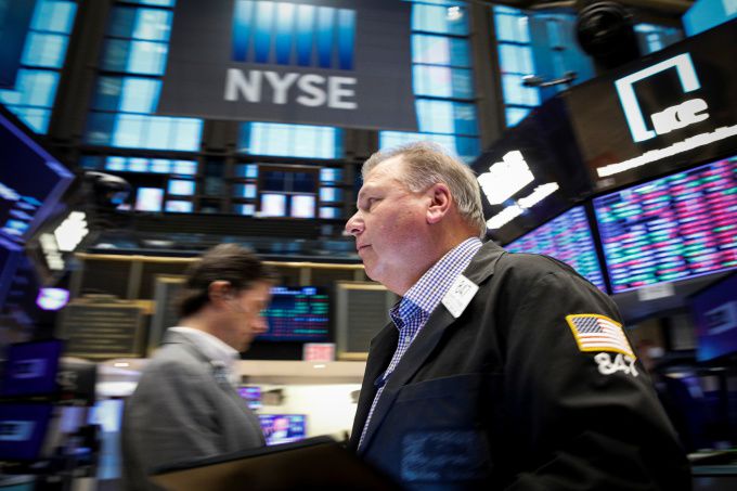 뉴욕증권거래소(NYSE)의 트레이더 [사진=로이터 뉴스핌]