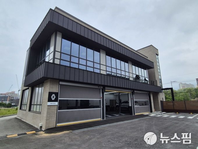 [원주=뉴스핌] 김승현 기자 = 르노코리아 원주대리점 2025.05.16 kimsh@newspim.com