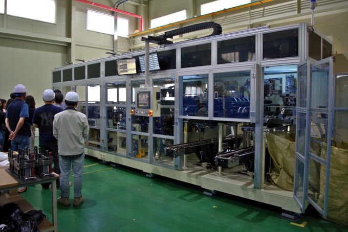 600ppm 고속 노칭장비. [사진=엠플러스]