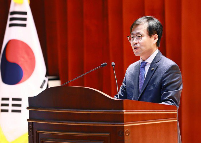 [서울=뉴스핌] 여한구 산업통상자원부 통상교섭본부장이 정부세종청사 대강당에서 열린 취임식에서 취임사를 하고 있다. [사진=산업통상자원부] 2025.06.12 photo@newspim.com