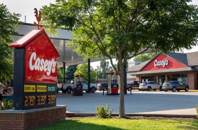 셀프서비스 주유소가 붙은 케이시스 편의점 [사진 = 케이시스 제너럴 스토어스]