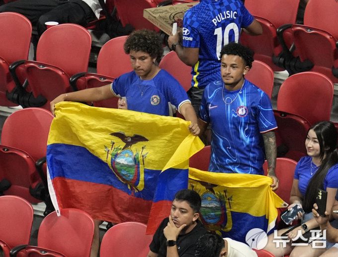 [애틀랜타 로이터=뉴스핌] 7만 석 규모의 메르세데스 벤츠 스타디움에서 펼쳐진 첼시 경기의 관중석에 팬들이 모였지만, 중간중간 빈 좌석이 있다. = 2025.06.17 wcn05002@newspim.com