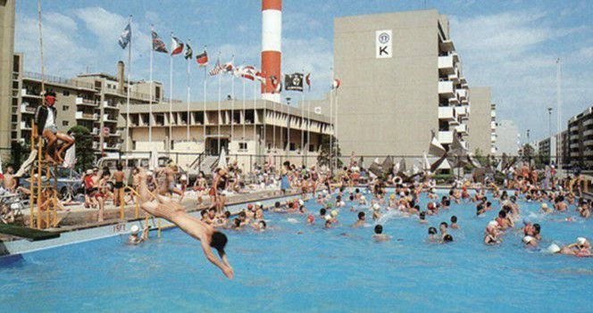 [서울=뉴스핌] 김용석 기자 = 1970년대 한강외인아파트 야외 수영장. [사진= 대한주택공사] 2025.06.20 fineview@newspim.com