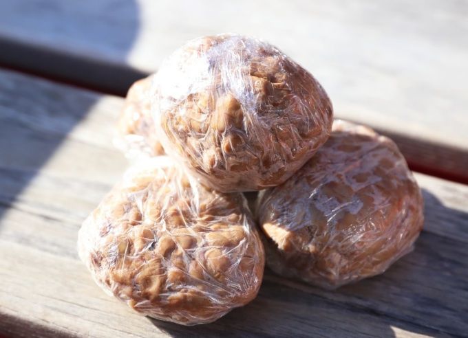 김동연 경기도지사가 파주 대성동 마을에서 받은 선물 '청국장'을 자신의 SNS에 게재했다. [사진=김동연 경기도지사 SNS]