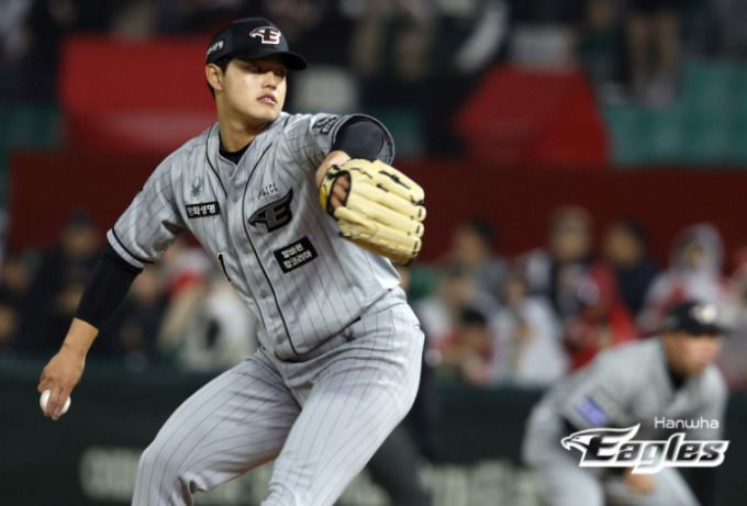 문동주. [사진 = 한화]