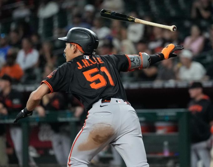 [서울=뉴스핌] 이정후가 3일 애리조나와의 경기에서 3회에 2루타를 기록했다. [사진 = 샌프란시스코 인스타그램]  2025.07.03 wcn05002@newspim.com