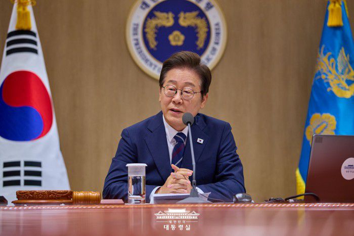 이재명 대통령이 지난 1일 서울 용산 대통령실에서 열린 제28회 국무회의를 주재하고 있다. [사진=대통령실]