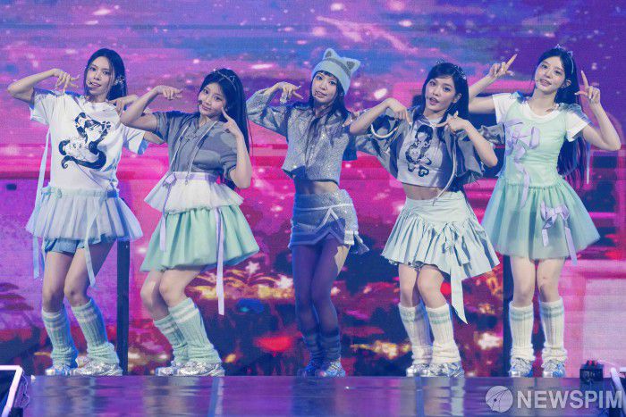 [서울=뉴스핌] 류기찬 인턴기자 = 걸그룹 아일릿(ILLIT)이 19일 오후 서울 송파구 KSPO돔(올림픽체조경기장)에서 열린 '2025 마이케이 페스타'(2025 MyK FESTA) K-팝 콘서트에서 무대를 선보이고 있다. 2025.06.19 ryuchan0925@newspim.com