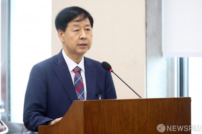 [서울=뉴스핌] 정일구 기자 = 구윤철 부총리 겸 기획재정부 장관 후보자가 17일 오전 서울 여의도 국회 기획재정위원회에서 열린 인사청문회에서 모두발언을 하고 있다. 2025.07.17 mironj19@newspim.com