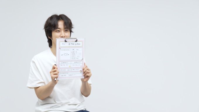 뉴스핌TV 'K라이징스타'에 출연한 배우 문동혁.