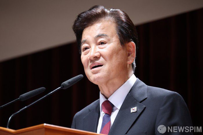 [서울=뉴스핌] 김학선 기자 = 정동영 신임 통일부 장관이 25일 정부서울청사 별관에서 열린 취임식에서 취임사를 하고 있다. 2025.07.25 yooksa@newspim.com