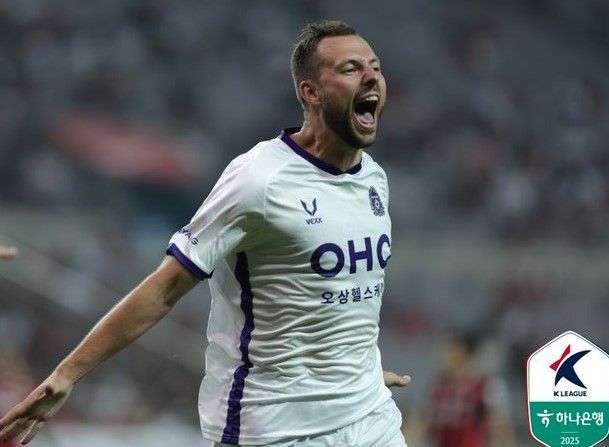 토마스가 31일 열린 K리그1 28라운드 FC서울과의 원정 경기에서 선제 골을 넣고 포효하고 있다. [사진=한국프로축구연맹]