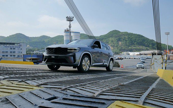 그랑 콜레오스 중남미 초도 수출 물량 선적 [사진=르노코리아]