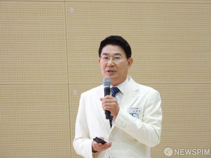 [순천=뉴스핌] 오정근 기자 = 노관규 조직위 이사장 (순천시장)이 27일 전남 순천만생태문화교육원 다목적홀에서 열린 2023 순천만국제정원박람회 프레스데이에서 인사말을 하고 있다. 2023.03.27 ojg2340@newspim.com