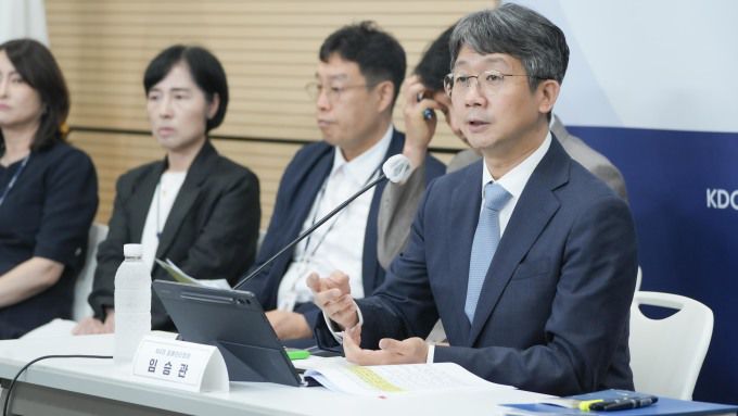 임승관 질병관리청장이 9일 충북 오송 질병청 본부에서 출입기자단 간담회를 열고 발언하고 있다. [사진=질병관리청] 2025.09.09 jsh@newspim.com