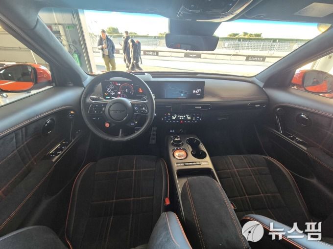 [마르세유=뉴스핌] 김승현 기자 = 제네시스 GV60 마그마. 2025.11.26 kimsh@newspim.com