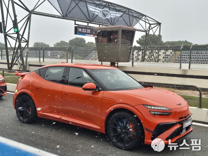 [마르세유=뉴스핌] 김승현 기자 = 제네시스 GV60 마그마. 2025.11.26 kimsh@newspim.com