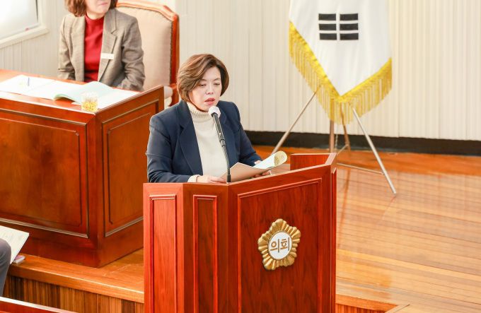 신계용 과천시장 제2차 본회의 시정연설 모습. [사진=과천시]