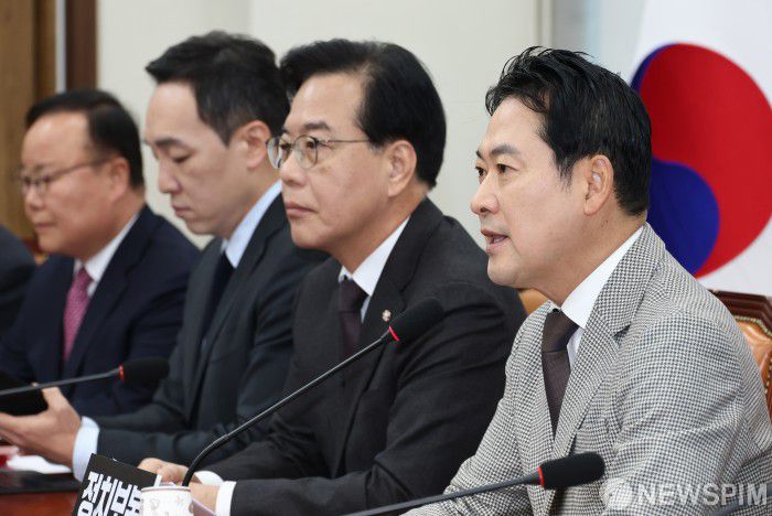 [서울=뉴스핌] 최지환 기자 = 장동혁 국민의힘 대표가 8일 오전 서울 여의도 국회에서 열린 최고위원회의에서 발언하고 있다. 2025.12.08 choipix16@newspim.com