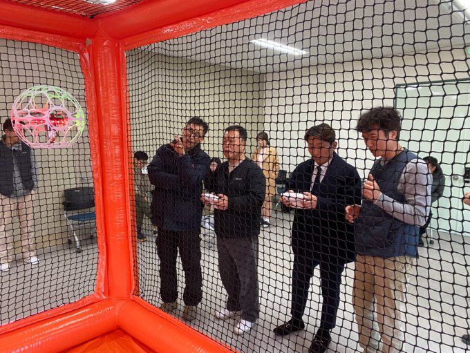 양주도시공사 직원 대상 드론 조종 및 활용 교육 성료[사진=양주시] 2025.12.17 sinnews7@newspim.com