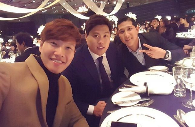 kt 김현수 결혼식에 참석한 가수 김종국과 류현진, 황재균(왼쪽부터). [사진=김종국 인스타그램]