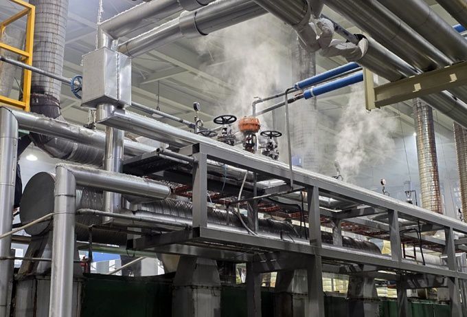 20일 오전 8시 김천시 대광동의 한 섬유제품 제조업체서 기계과열로 추정되는 화재가 났다.[사진=경북소방본부]2026.01.21 nulcheon@newspim.com