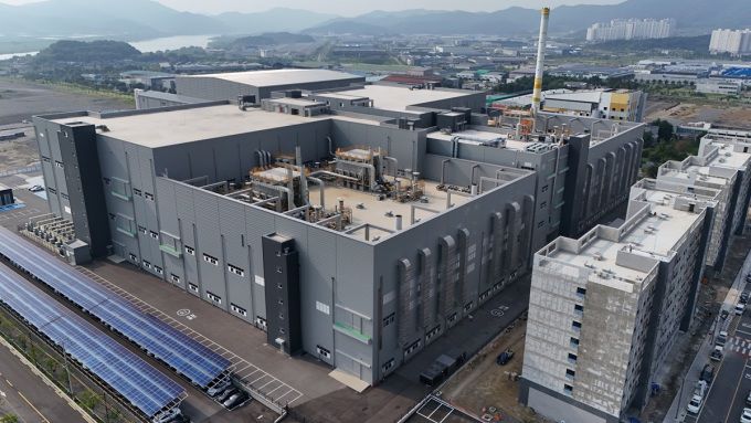 엘앤에프 대구 구지 3공장 전경. [사진=엘앤에프]