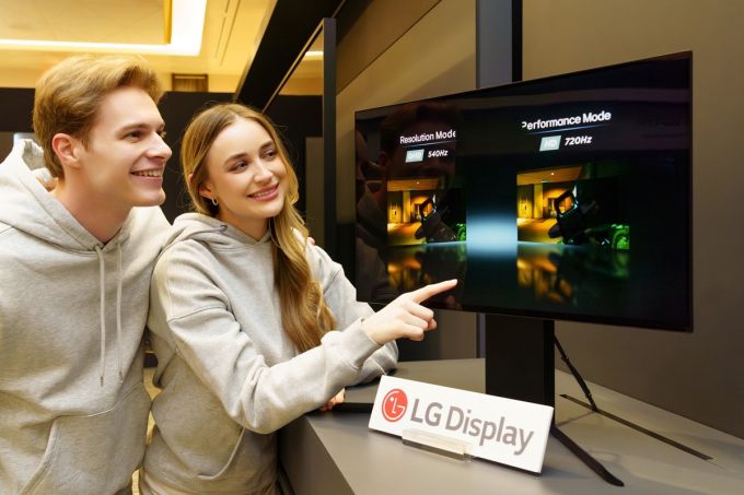 세계 최고 주사율(720Hz)을 구현한 게이밍 OLED 패널 [사진=LG디스플레이]