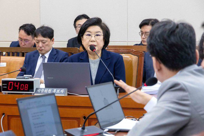 [서울=뉴스핌] 윤창빈 기자 = 이혜훈 기획예산처 장관 후보자가 23일 오전 서울 여의도 국회 재정경제기획위원회 전체회의에서 열린 인사청문회에서 의원 질의에 답하고 있다. 2026.01.23 pangbin@newspim.com