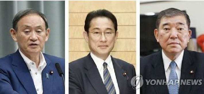 왼쪽부터 일본 자민당 총재 선거 출마를 선언한 스가 요시히데 관방장관, 기시다 후미오 정조회장, 이시바 시게루 전 간사장(사진=연합뉴스)