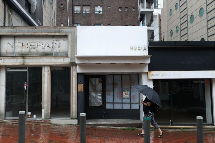 폐업한 대학가 상점들(사진=연합뉴스)