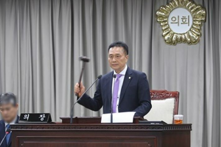 제7~8대 전반기 의장을 맡은 더불어민주당 소속 익산시의회 조규대(64) 의원(사진= 익산시의회 제공)