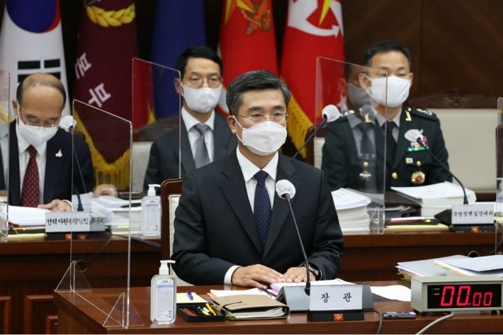 서욱 국방부 장관이 7일 오전 국방부에서 열린 국회 국방위원회 국정감사에 출석하고 있다. (사진=국방일보 제공)
