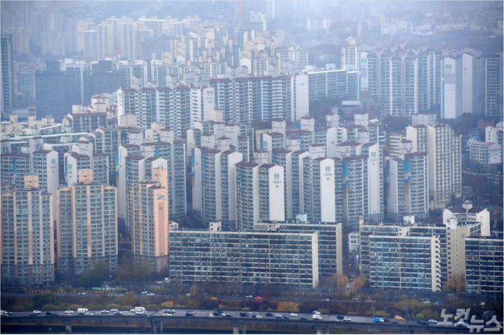 서울 도심 아파트 모습. 박종민기자